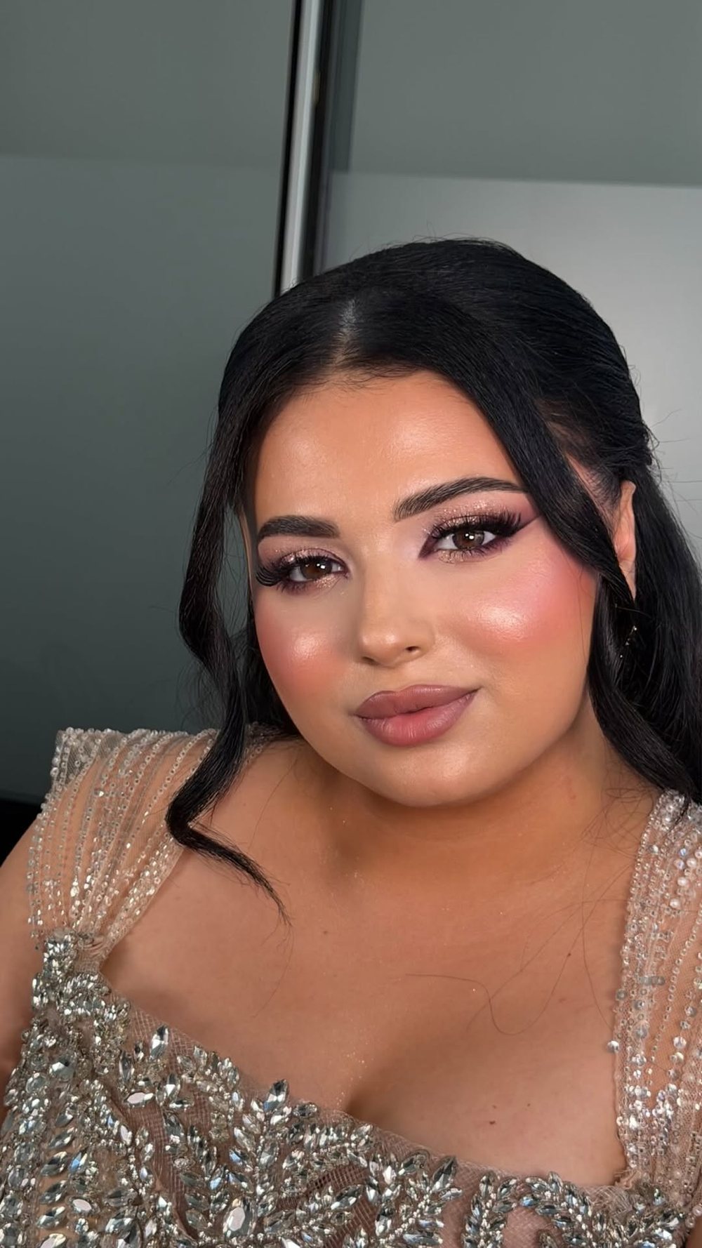 Abend-Make-up mit betonten Augen